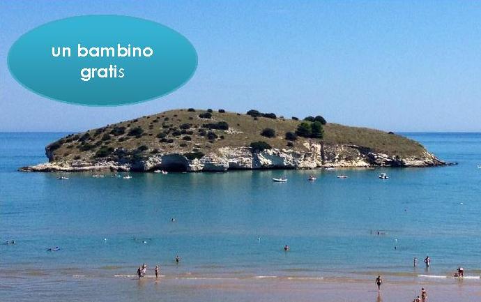 Famiglia con 3 bambini - Vieste Offerta vacanze al mare 2024